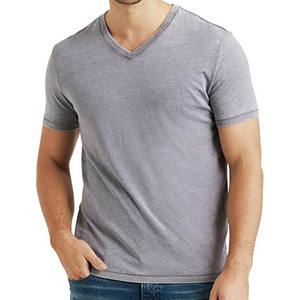 Camiseta de nuevo diseño Diseños personalizados Cuello en V Camiseta de la mejor calidad para hombres CVC Heather Cuello en V Camiseta de secado rápido para hombres - Product Image 4