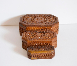 Tradebyd table de chevet en bois massif sculpté exquis meubles faits à la main pour intérieurs de chambre de luxe - Product Image 6