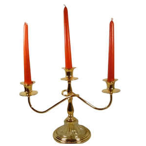 Centre de table en or poli, candélabre de mariage, candélabre royal élégant et haut en métal, décoration personnalisée pour événements et fêtes - Product Image 1
