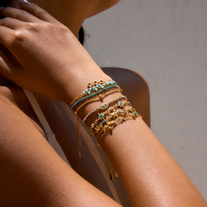 Pulsera J&D Charm <span class=keywords><strong>de</strong></span> Acero Inoxidable Chapada en <span class=keywords><strong>Oro</strong></span> <span class=keywords><strong>de</strong></span> 18K con Circonita, Cadena Fina Minimalista Hecha a Mano - Product Image 2