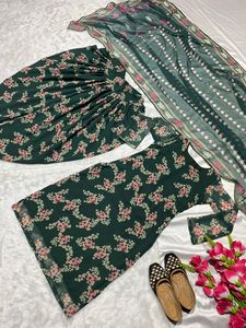 Último Modelo de Traje Dhoti Salwar Kameez con Dupatta para Fiestas y Festivales, con Bordado de Cordón de Seda, Precio de Mayorista - Product Image 5