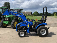 Tracteurs agricoles SOLIS Mini Compact 26 avec chargeur 4x4, tracteur à roues Solis pour petites exploitations agricoles et jardins