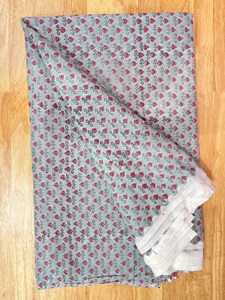 ผ้าคอตตอนพิมพ์ลายทแยงลายดอกไม้ทำจากผ้าฝ้าย100% ออกแบบได้ตามต้องการใหม่ - Product Image 4