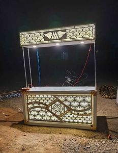 Finition dorée Nouveau Design Métal Beau Comptoir Décoratif Comptoir Plat Chaud Comptoir Traiteur - Product Image 3