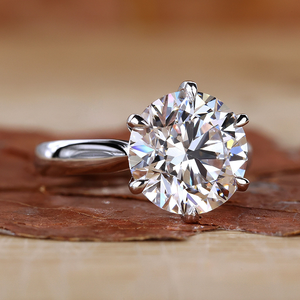 Anillo de Compromiso y Boda con Diamante Cultivado en Laboratorio de 4 Quilates, Corte Solitario, FVS1, para Mujer, Engaste de Garras - Product Image 5