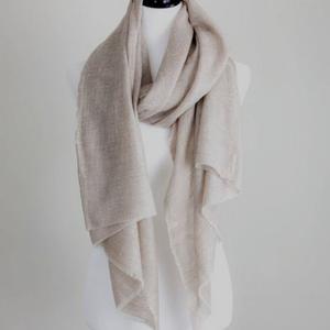 ผ้าพันคอแคชเมียร์สุดหรูของผู้หญิงผ้าคลุมไหล่ฤดูหนาวแคชเมียร์พิมพ์ลายคลาสสิกหลากสี - Product Image 2