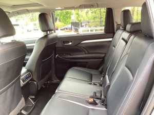 2023 Toyota Highlander XLE Usado con Navegación, Premium, Automático Inteligente, Sin Accidentes, Listo para Enviar - Product Image 4