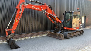 รถขุด Kubota KX080-4 ขนาด 8 ตัน 63 แรงม้า เครื่องยนต์ดีเซล ระบบไฮดรอลิก แบบตีนตะขาบ พร้อมห้องโดยสาร สำหรับขาย - Product Image 3