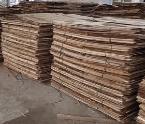 Se garantiza que las tablas peladas de madera de eucalipto son de buena calidad - Product Image 2