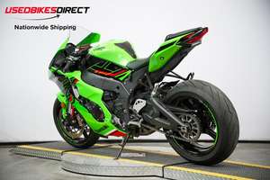 Excellent prix pour la moto sportive avancée Ninja ZX 10R 2024 : performances ultimes sur circuit, équilibre sur route - Product Image 2