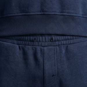 Tenues de rue simples et faciles à porter, survêtement pour hommes, offrant un style élégant et soigné, parfait pour les promenades en plein air, les sorties décontractées, le sport - Product Image 5