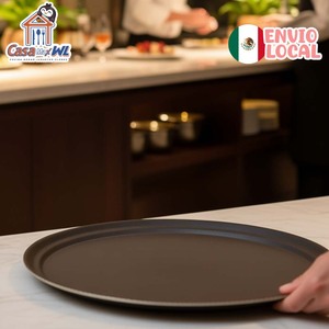 Bandeja Antideslizante CASAMAX WL AA-1510-4 73.5x60x3 cm con Recubrimiento en Polvo, Apta para Uso Comercial en Hostelería, para Servir Cócteles y Alimentos - Product Image 3