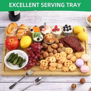 Tabla de cortar de madera con acabado liso y duradero, ideal para preparar alimentos en la cocina, tareas de corte y uso diario en el hogar. - Product Image 5