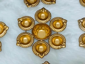 7 pulgadas Metal Diya Urli Indian Wedding Favor Festival Artículo para fiestas de inauguración de la casa Diwali Artículos de regalo Vela Tarro Linternas - Product Image 2