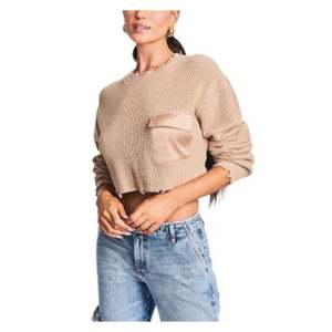 Maglione Corto da Donna Beige Effetto Vissuto a Maniche Lunghe con Collo Rotondo, Taglia M per la Stagione Autunnale, con Tasche Color Tan - Product Image 1