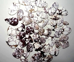 Cheval sauvage pierre précieuse cabochon en vrac prix de gros pierre précieuse de magnésite toutes tailles et formes disponibles - Product Image 2