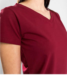 Camiseta Deportiva Personalizada para Mujer, Cuello en V, Color Sólido, Antiencogimiento, Manga Corta, Color Granate, con Logotipo, 100% Algodón, para Fitness y Uso Casual - Product Image 5