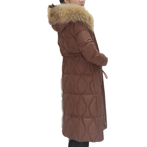 Abrigo Acolchado Largo de Invierno para Mujer, con Capucha, Impermeable, Relleno de Poliéster Grueso y Colorido - Product Image 3