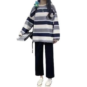 Haut décontracté à manches longues rayé ample pour femmes Nouvelle arrivée Sweat-shirt fin Vêtement d'extérieur pour l'automne Style polyvalent - Product Image 5