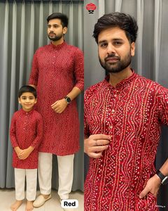 Vente en gros de Kurta Navratri et Festival Special pour hommes et enfants avec imprimé Bandhani pour occasions spéciales et événements - Product Image 4