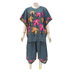 Conjunto de pijamas de rayón con estampado floral para mujer, suave y transpirable Elegante ropa de dormir de uso diario para el verano, precio al por mayor - Product Image 6