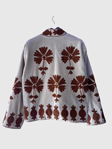 Veste matelassée à col mandarin brodée à la main avec des motifs floraux, manches longues, taille plus, vêtements de printemps pour femmes, style bohème en velours - Product Image 4