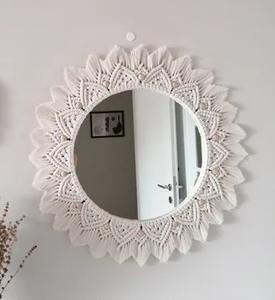 Elégant miroir macramé fait à la main Tenture murale Art Bohème Corde en coton Décor Accent pour le salon et la chambre à coucher modernes - Product Image 5