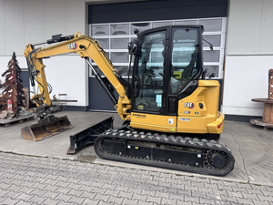 Miniexcavadora 303.5E2, Tipo Oruga Amarilla, Capacidad de Cucharón de 0.12m, Potencia de 110kW, Peso de la Máquina de 1200kg, Alta Potencia de Excavación - Product Image 2