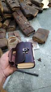 Diario de cuero de ágata elegante hecho a medida de primera calidad con patrón de corazón clásico para inspiraciones y reflejos personales - Product Image 4