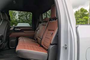 Usado, 2024, Diésel, Sierra 3500HD Denali Ultimate, Cabina Doble, 4x4, Volante a la Izquierda, Llantas de Aleación, Asientos de Cuero, Arranque Remoto, Bluetooth - Product Image 4