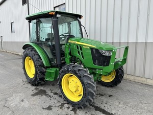 2024 Johnn Deere 5067E Mini Tractor 4WD Rueda 160HP Potencia nominal 4x4 Tipo de accionamiento para uso agrícola - Product Image 5