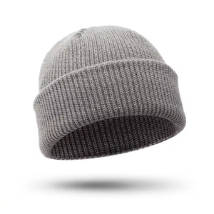 Gorro de Invierno de Mezcla Acrílica a la Moda, Diseño OEM, la Mejor Calidad, Logotipo Personalizado, Jacquard Unisex, Estilo Urbano, Transpirable - Product Image 3