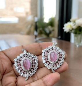 ต่างหูสตั๊ดดีไซเนอร์ต่างหูทับทิมหรูหราสำหรับผู้หญิงเครื่องประดับแฟชั่น - Product Image 3