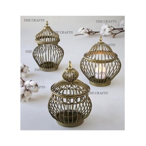 Bougeoir de deux tailles différentes dans le bougeoir en aluminium de couleur d'argent et d'or pour l'usage à la maison de restaurant - Product Image 2