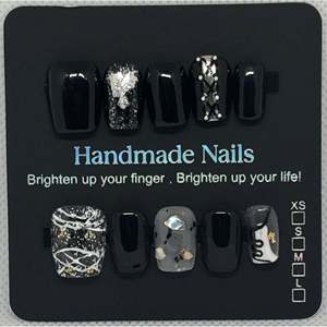 LBD Medium <b>Nails</b> - Product Image 1