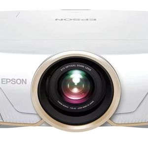 Proyector 4K PRO-UHD de 3 chips Brand New Original Home Cinema 5050UB con HDR - Listo para enviar - Product Image 3
