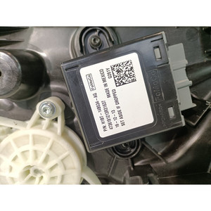 Mécanisme de levage de la vitre arrière. DX FORD Fiesta 7ème Série 2105395 XYJE (17>>) - Product Image 3