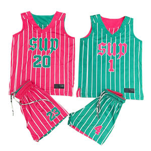 Camiseta de baloncesto Reversible para jóvenes personalizada, pantalones cortos atléticos de malla para hombre, ropa de baloncesto Reversible de malla por sublimación - Product Image 6