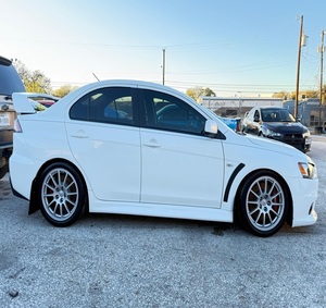 Disponible dès maintenant ! Lancer Evolution XGSR haute performance 2010 - Product Image 1