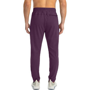 Pantalones de chándal de entrenamiento para hombre con opciones de logotipo bordado personalizado y personalización de etiquetas para ropa de fitness y entrenamiento - Product Image 2
