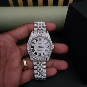 นาฬิกาเพชรสุดหรูหน้าปัดกระจกทรงกลมทำจากสเตนเลสลายเพชรโมอิสแฟชั่นสวิสควอทซ์ - Product Image 4