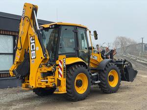 รถตักล้อยาง JCB 4CX มือสอง พร้อมมอเตอร์และลูกปืนสำหรับตักด้านหน้า น้ำหนัก 9000 กก. ใช้งาน 109 ชั่วโมง ขาย - Product Image 6