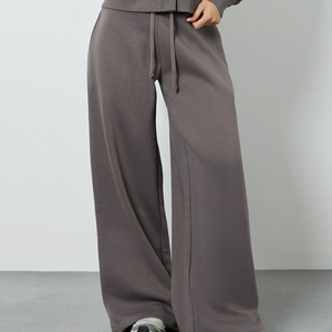 Survêtement pour femmes avec pantalon large, vêtements confortables pour l'hiver / Prix d'usine pour les acheteurs en gros, service OEM, conception avec logo personnalisé - Product Image 2