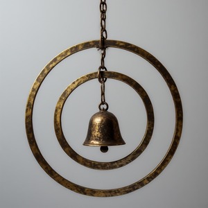 Harmonie du vent Carillon éolien en fer Fabriqué Texture bronze vieilli Design Art déco mobile apportant une beauté rustique Son paisible pour - Product Image 1