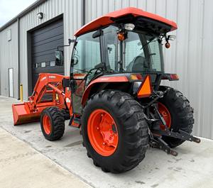 Tractor de Ruedas L5460 de 55 CV y 4 Ruedas Motrices de 2019 con Cargador de Enganche Rápido y Cucharón, Bomba de Motor y Caja de Cambios - Product Image 6