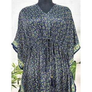 Nouveau Kaftan en Mélange de Soie – Tenue de Détente de Luxe Ultime pour la Plage et la Nuit – Doux, Léger et Fluide - Product Image 2