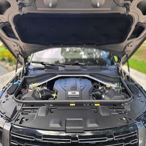 ¡Oferta Imperdible! SUV Range Rover First Edition 2023 Impecable, Motor V8 Twin-Turbo, Equipamiento de Alta Gama, Automático, Color Dorado Batumi - Product Image 6