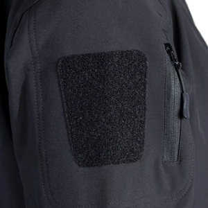 Veste Softshell d'hiver à capuche personnalisée de haute qualité, fabriquée directement en usine, imperméable, en toile, style aventure en plein air, manches contrastées - Product Image 5