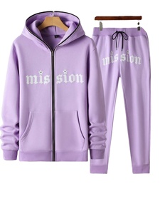 Chándal personalizable de algodón y poliéster para hombre. Este chándal ofrece la combinación ideal de suavidad. - Product Image 6