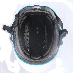 Casco de equitación de construcción duradera con carcasa resistente a impactos y acolchado interior suave para una mejor protección de la cabeza - Product Image 6